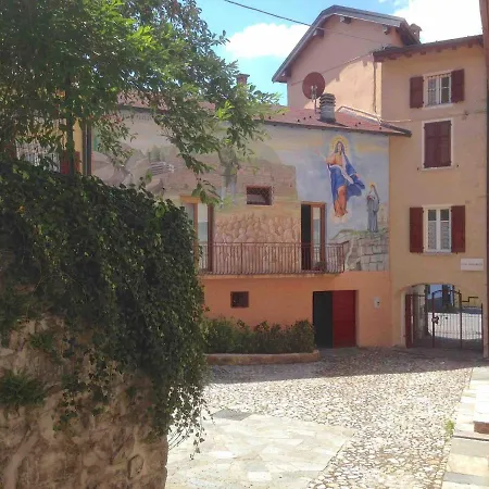 Contempora - Ca' Brenta Fresco - Valle Intelvi - Apartman San Fedele Intelvi